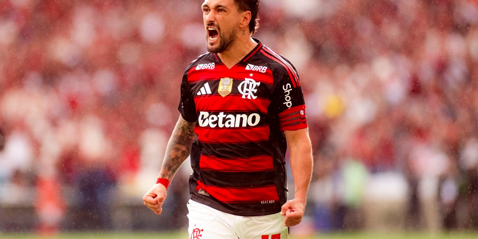 arrascaeta-e-escolhido-como-craque-do-premio-brasileirao-2025