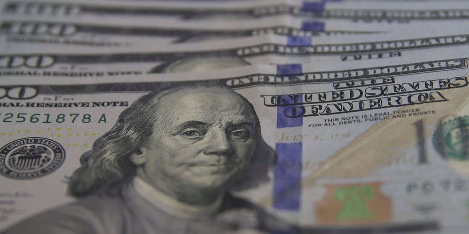 dolar-cai-para-r$-5,40-apos-invasao-a-venezuela