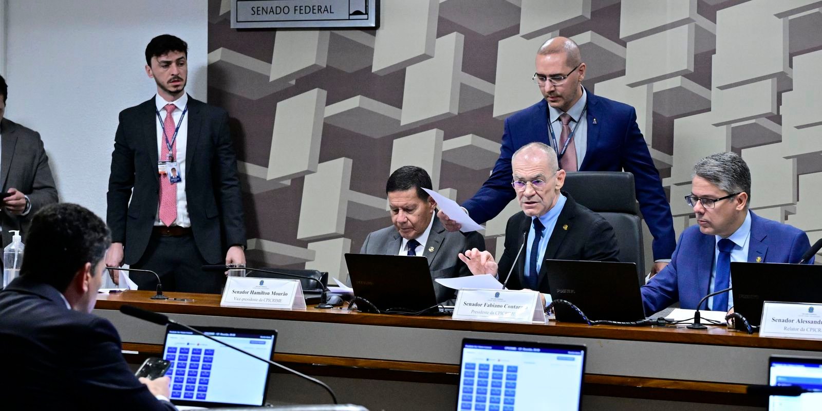 cpi-do-crime-mira-braco-do-pcc-na-faria-lima-e-“a-turma”-do-master