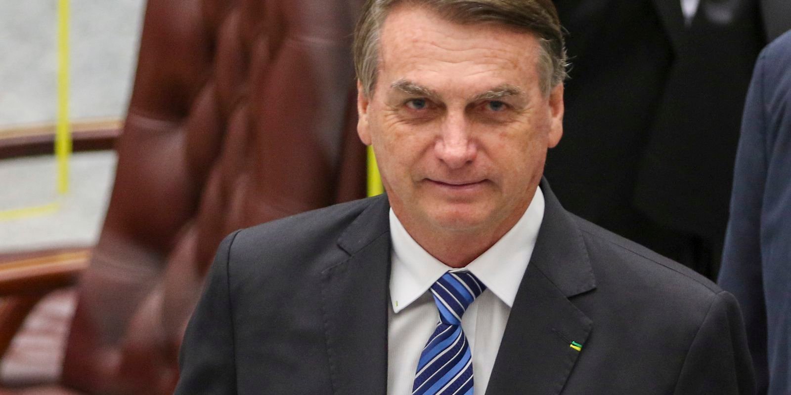alexandre-de-moraes-decide-manter-bolsonaro-em-prisao-domiciliar