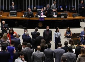 camara-inicia-analise-de-projeto-sobre-exploracao-de-minerais-criticos