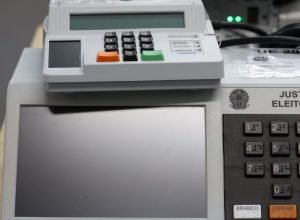 pesquisa-aponta-que-fake-news-sobre-eleicoes-miram-urnas-eletronicas