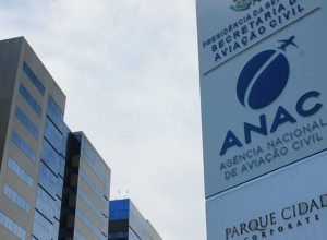 anac-alerta-para-risco-de-trote-com-oleo-de-aviao-apos-morte-de-piloto